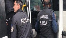 Bursa polisi uyuşturucu ticareti yapanlara göz açtırmadı