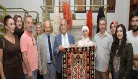 Halı kilim dokuma geleneği hünerli ellerde yeniden hayat buluyor