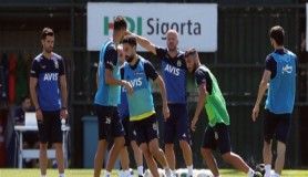 Fenerbahçe, yeni sezon hazırlıklarını sürüdürüyor