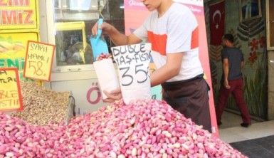 Yok yılını yaşayan Antep fıstığı cep yakıyor