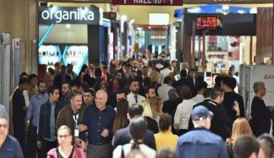 Vatandaşlar Beauty İstanbul Güzellik ve Kozmetik Fuarı'na akın etti