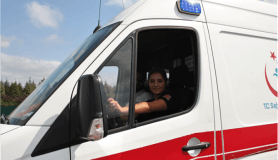 İstanbul’un ambulans sürücülerinin zorlu eğitimi havadan görüntülendi