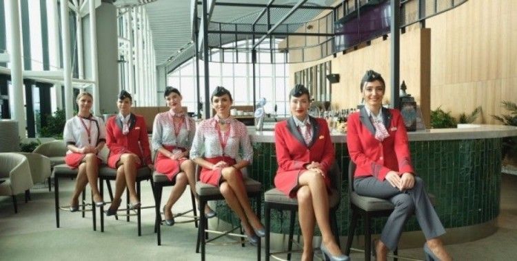 Atlasglobal Hava Yolları, yeni kabin üniformasıyla ilk kez uçtu