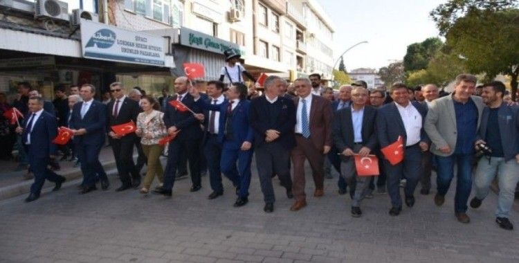 Gönen’de alışveriş festivali başladı