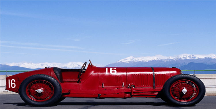 Geçmiş ile gelecek Maserati’de buluşuyor