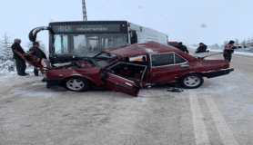 Eskişehir'de trafik kazası: 2 ölü