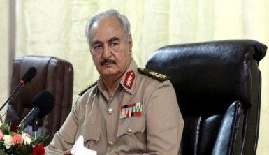 Hafter, Yunanistan Dışişleri Bakanı Dendias ile görüştü