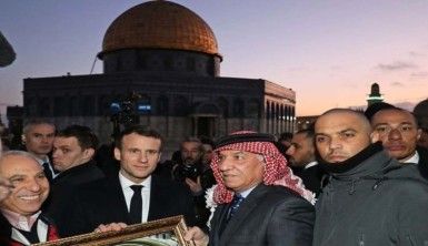 Macron Mescid-i Aksa'yı ziyaret etti