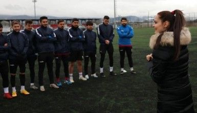 Bolu'da, 3 çocuk annesi iş kadını, futbol kulübüne başkan oldu