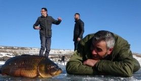 Kış turizminin cazibe merkezi Çıldır Gölü rüya gibi