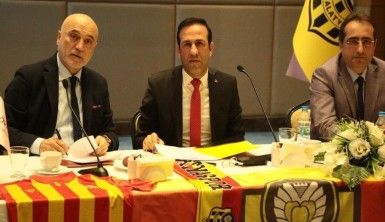 Yeni Malatyaspor, Hikmet Karaman ile sözleşme imzaladı