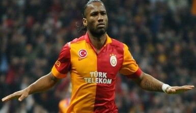 42 yaşındaki Didier Drogba'dan 45 saniyede 122 mekik