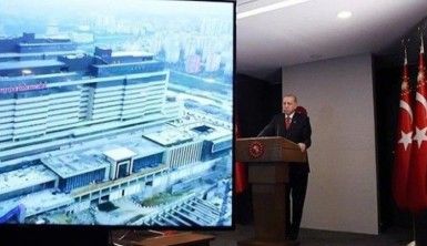 Cumhurbaşkanı Erdoğan, Başakşehir Şehir Hastanesi açılışına video konferans ile katıldı