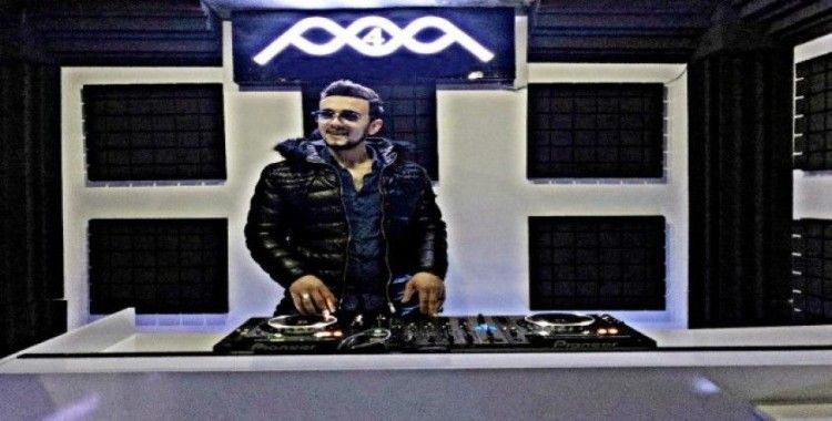 Berat Büyükada’dan iki yeni albüm