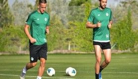 Konyaspor, çalışmalarını akşam idmanıyla sürdürdü 