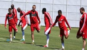 Sivasspor hazırlıklarına devam etti