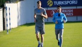 Trabzonspor, hazırlıklarını akşam antrenmanıyla sürdürdü