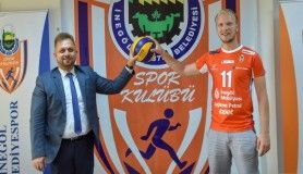 İnegöl Belediyespor Erkek Voleybol Takımı'nda transfer