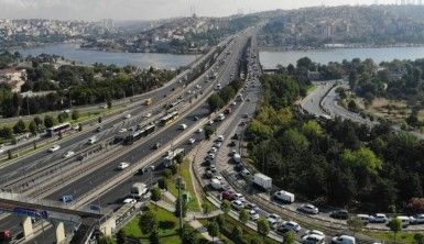 Haliç'te trafik yoğunluğu havadan görüntülendi