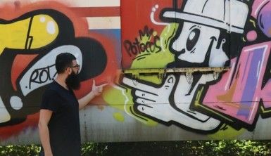 Tarihi boş vagonlar grafiticilerin mekanı oldu