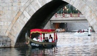 Kanal Tokat'ta bayram yoğunluğu