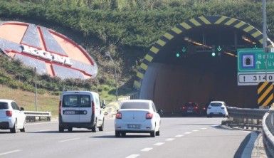 Bolu TEM Otoyolu trafiği bayramın son gününde rahatladı