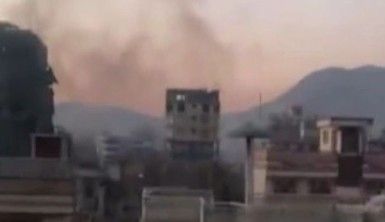 Afganistan roketli saldırı