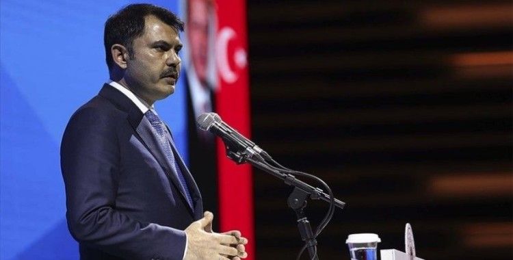 Bakan Kurum: Elazığ'da depremzedeler için yapılan 8 bininci konutu yarın teslim edeceğiz