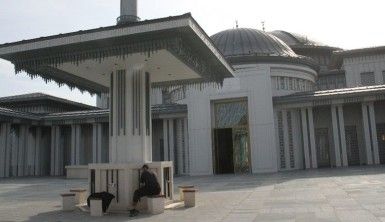 İstanbul Havalimanı 'Ali Kuşçu' Cami mimarisi ile göz kamaştırıyor