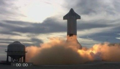 SpaceX’in uzay aracı Starship infilak etti