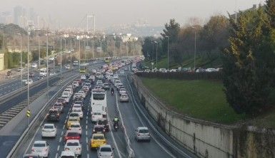 15 Temmuz Şehitler Köprüsü'nde trafik yoğunluğu