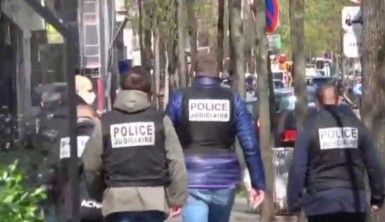 Paris'te hastane önünde silahlı saldırı