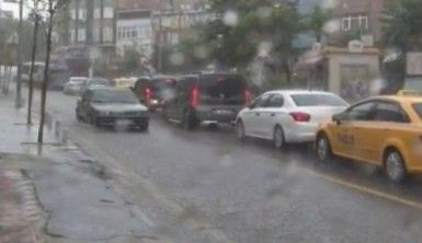 İstanbul'da yağmur etkili olmaya başladı