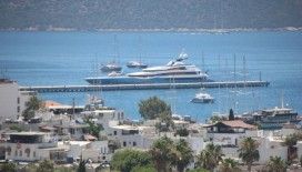 Lüks yatlar Bodrum'a gelmeye başladı