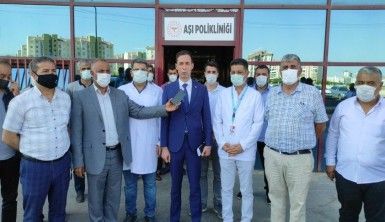 Diyarbakır’da MHP il başkanlığından aşı kampanyasına destek