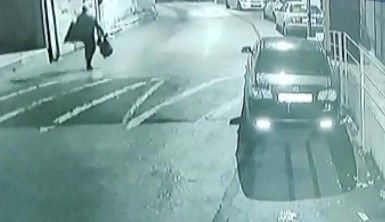 Pendik'te çay ocağında önce karnını doyurdu, sonra televizyonu çaldı