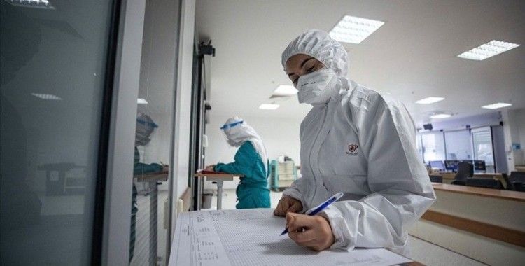 Türkiye'de 24 bin 409 kişinin Kovid-19 testi pozitif çıktı, 209 kişi yaşamını yitirdi