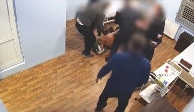 Gürcistan eski Cumhurbaşkanı Saakaşvili'nin cezaevi hastanesine kaldırılma görüntüleri yayınladı