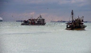 İstanbul'daki balıkçıların kış mesaisi