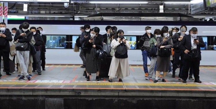 Japonya'da günlük Kovid-19 vaka sayısı ilk kez 50 bini geçti