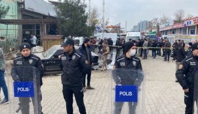 Diyarbakır'daki patlama anı güvenlik kamerasına yansıdı