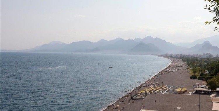 Antalya'da Kovid-19'lu hasta sayısı yok denecek kadar azaldı