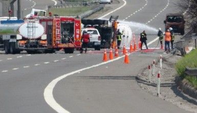 LPG tankeri devrildi, TEM otoyolu kapandı