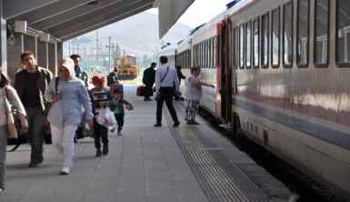 Doğu Ekspresi'nde bayram yoğunluğu