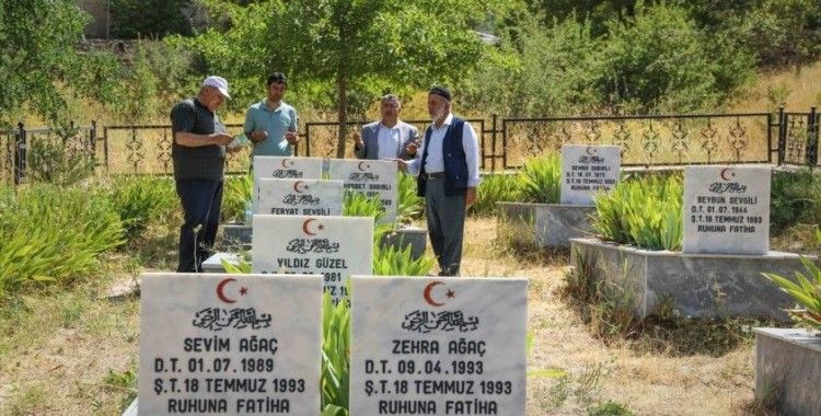 Sündüs yaylasında şehit edilen 24 kişi anıldı