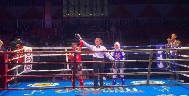 Muaythai Şampiyonası'nda Şevval Ersaka yarı finale yükseldi