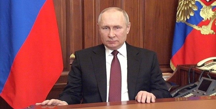 Putin'den Rusya'da yabancı yazılımın kullanım koşullarını belirleme talimatı