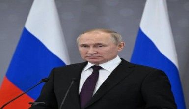 Rusya Devlet Başkanı Putin: "Ukrayna ile esir takasındaki rolü nedeniyle Erdoğan'a minnettarız"