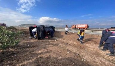 Gaziantep'te minibüs yoldan çıktı