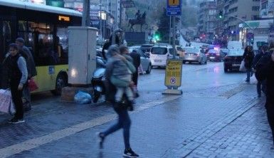 Bursa'da lodos ve yağmur hayatı felç etti